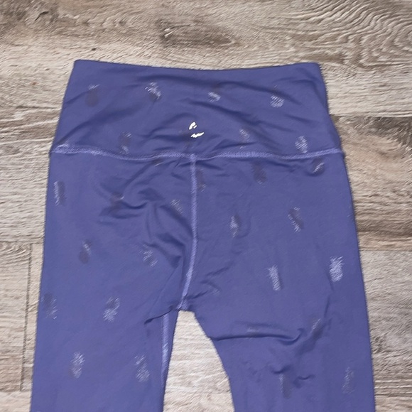 Beyond Yoga Pineapple Leggings Medium workout athletic running - Picture 2 of 8